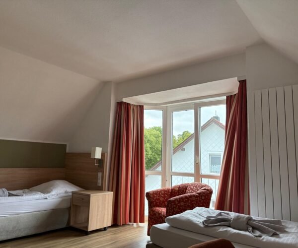 ea6334c0-27dd-4db8-98c8-5a947e838c01